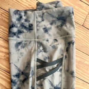 Fabletics size S motion 365 leggings. Dark and light blue tie dye